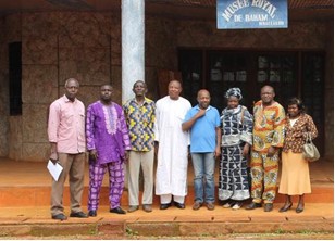 12.06.2015 Don de matériel médical à Baham