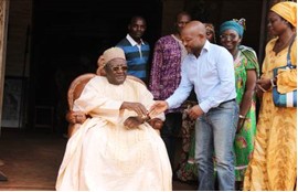 13.06.2015 Visite à l&rsquo;hôpital de Foumban